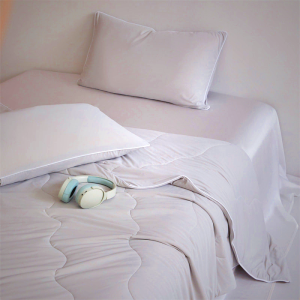 Cooling Blanket - Grey & Blue | Temperature Regulating Quilt